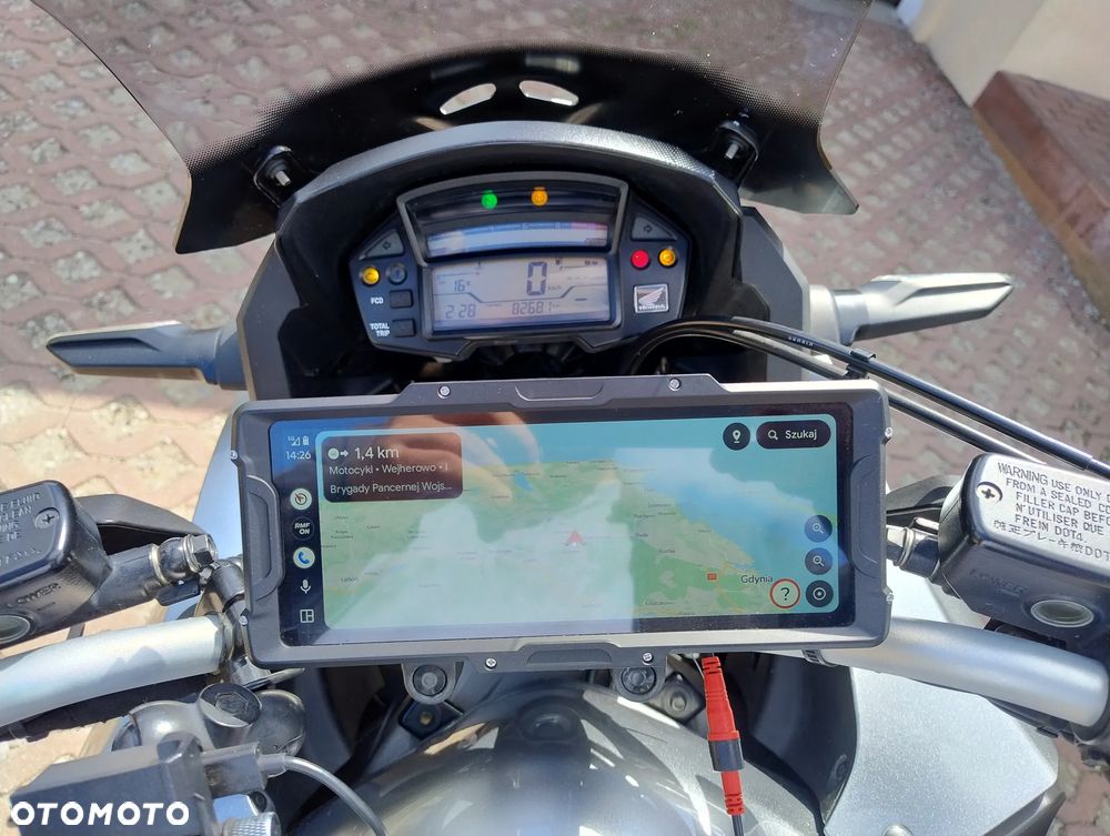 Honda VFR - 9