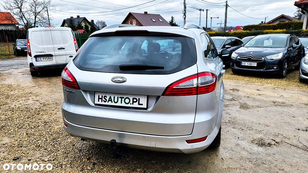 Ford Mondeo 2.0 Platinium X - 16