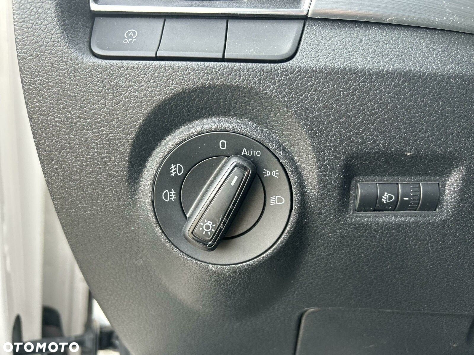 Skoda Fabia 1.0 TSI Ambition - 19
