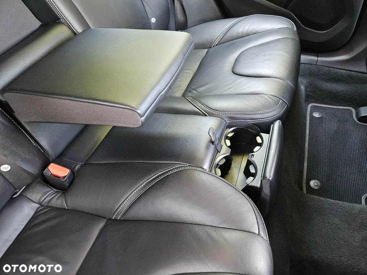 Volvo V40 D3 Geartronic RDesign - 18