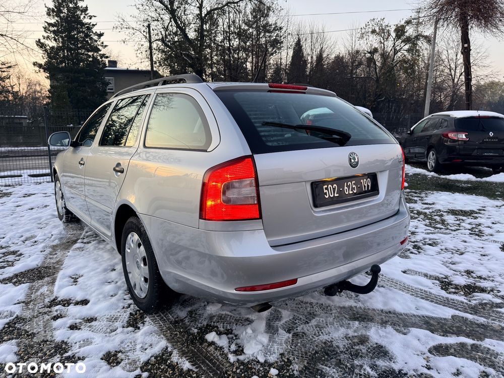 Skoda Octavia 1.6 TDI DPF Ambiente - 13