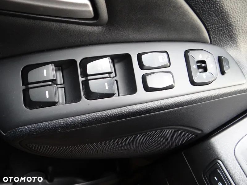 Hyundai ix35 2.0 2WD Comfort - 35