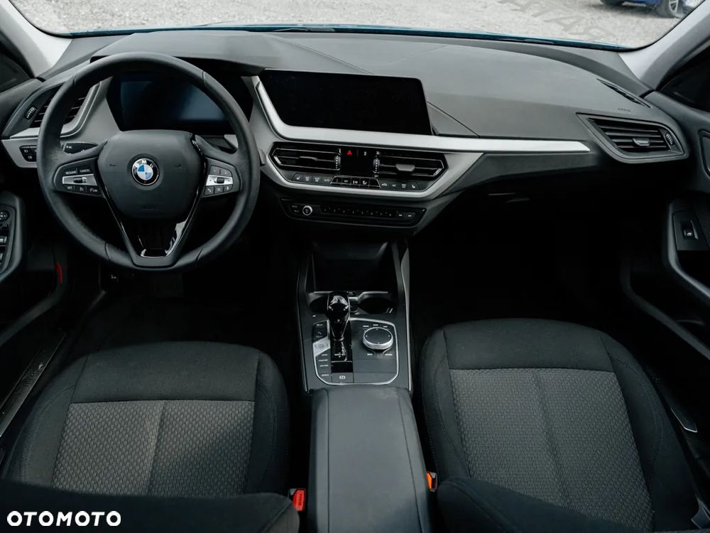 BMW Seria 1 118i Advantage - 9