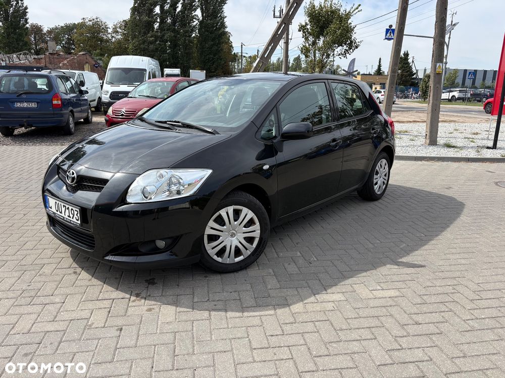 Toyota Auris 1.6 VVT-i Executive - 3