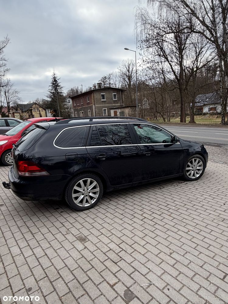 Volkswagen Golf 1.6 TDI DPF Comfortline - 12
