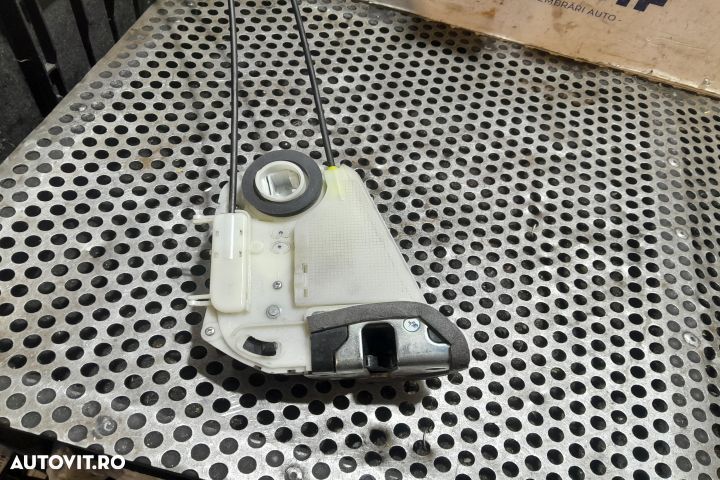 Broasca usa spate dreapta U2014110 U2014110 Toyota Yaris XP130 [2011 - 4