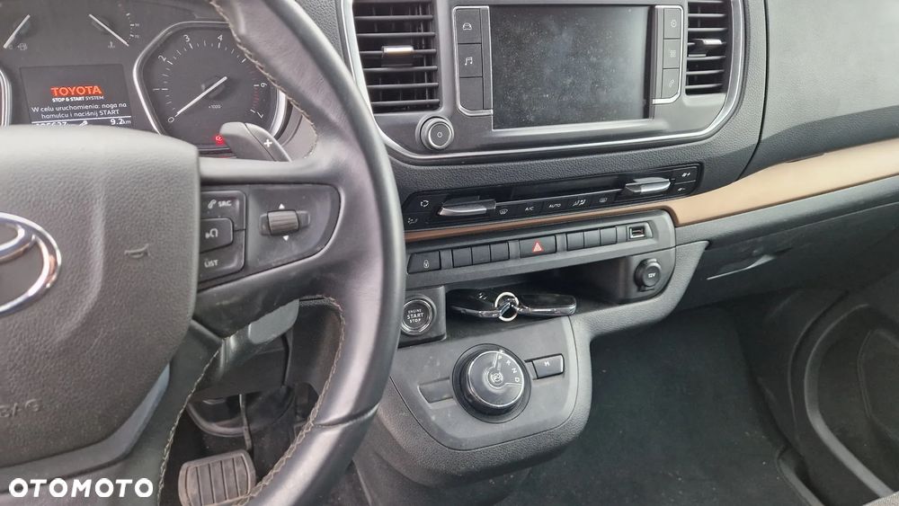 Toyota Proace Verso 2,0-l-D-4D L2 (8-Si.) Autm Team Deutschland - 21