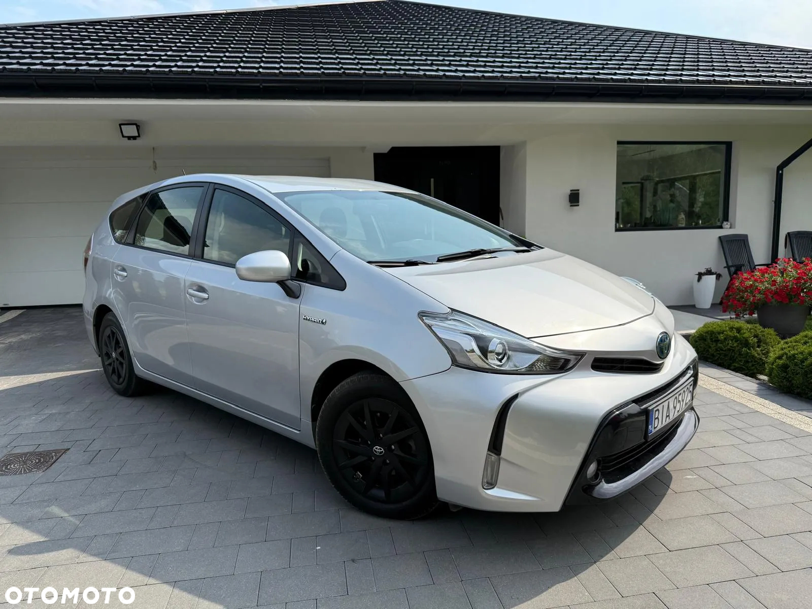 Toyota Prius+ - 8