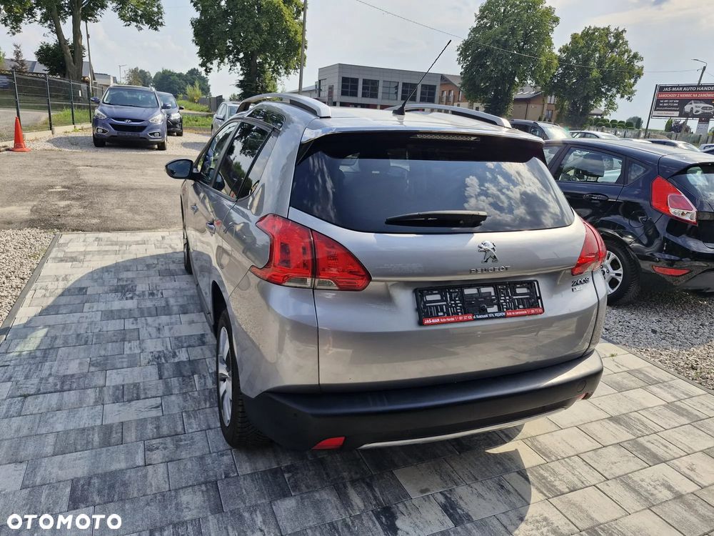Peugeot 2008 1.2 Pure Tech GPF Active S&S - 6