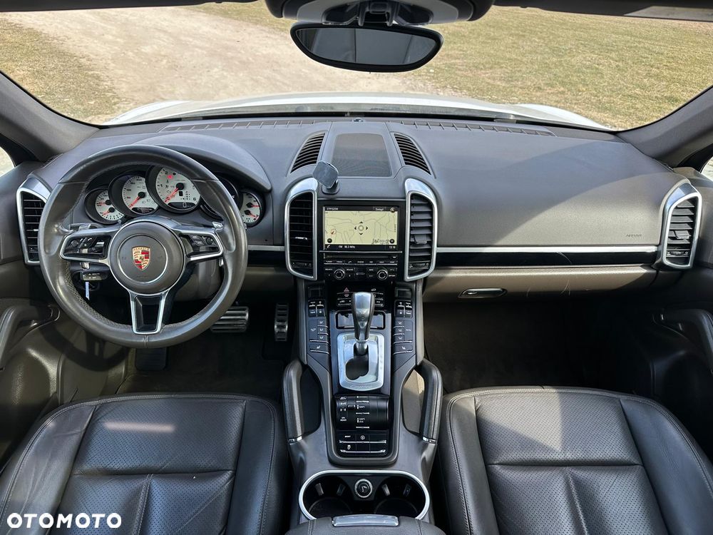 Porsche Cayenne S Tiptronic S - 11