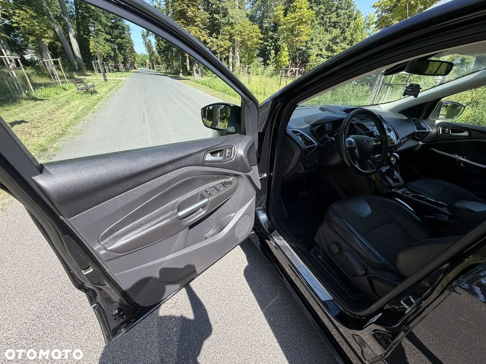 Ford Kuga - 18