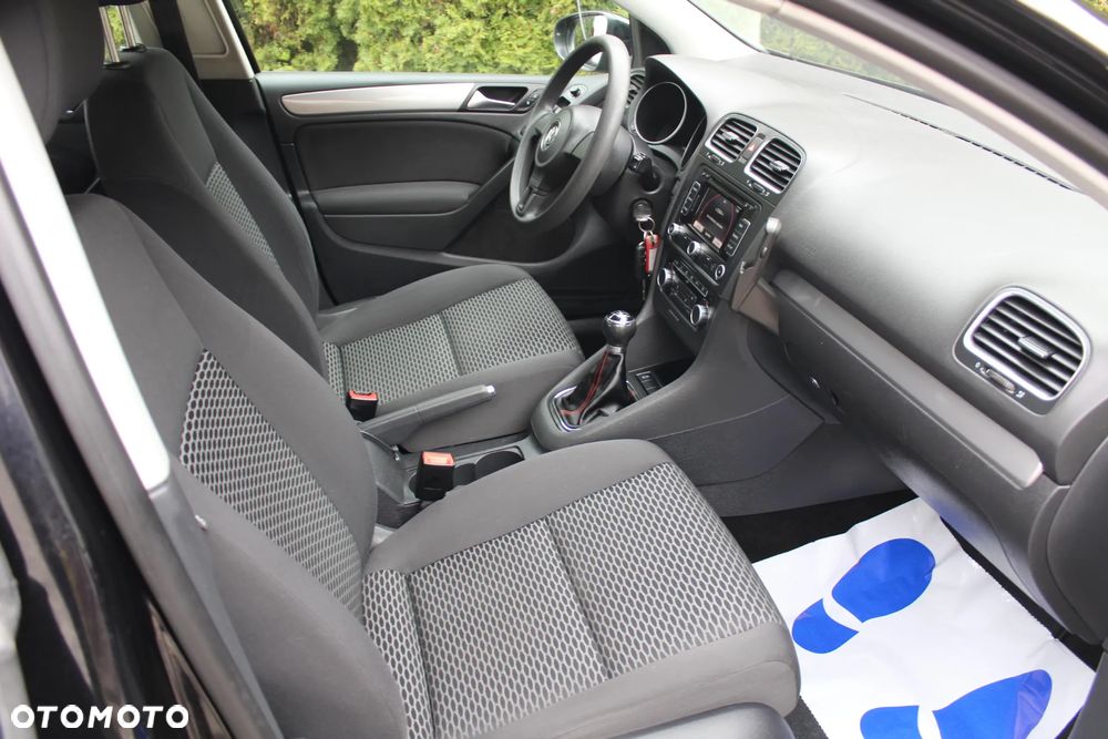 Volkswagen Golf - 14