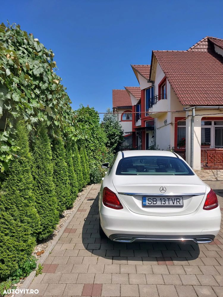 Mercedes-Benz C - 2