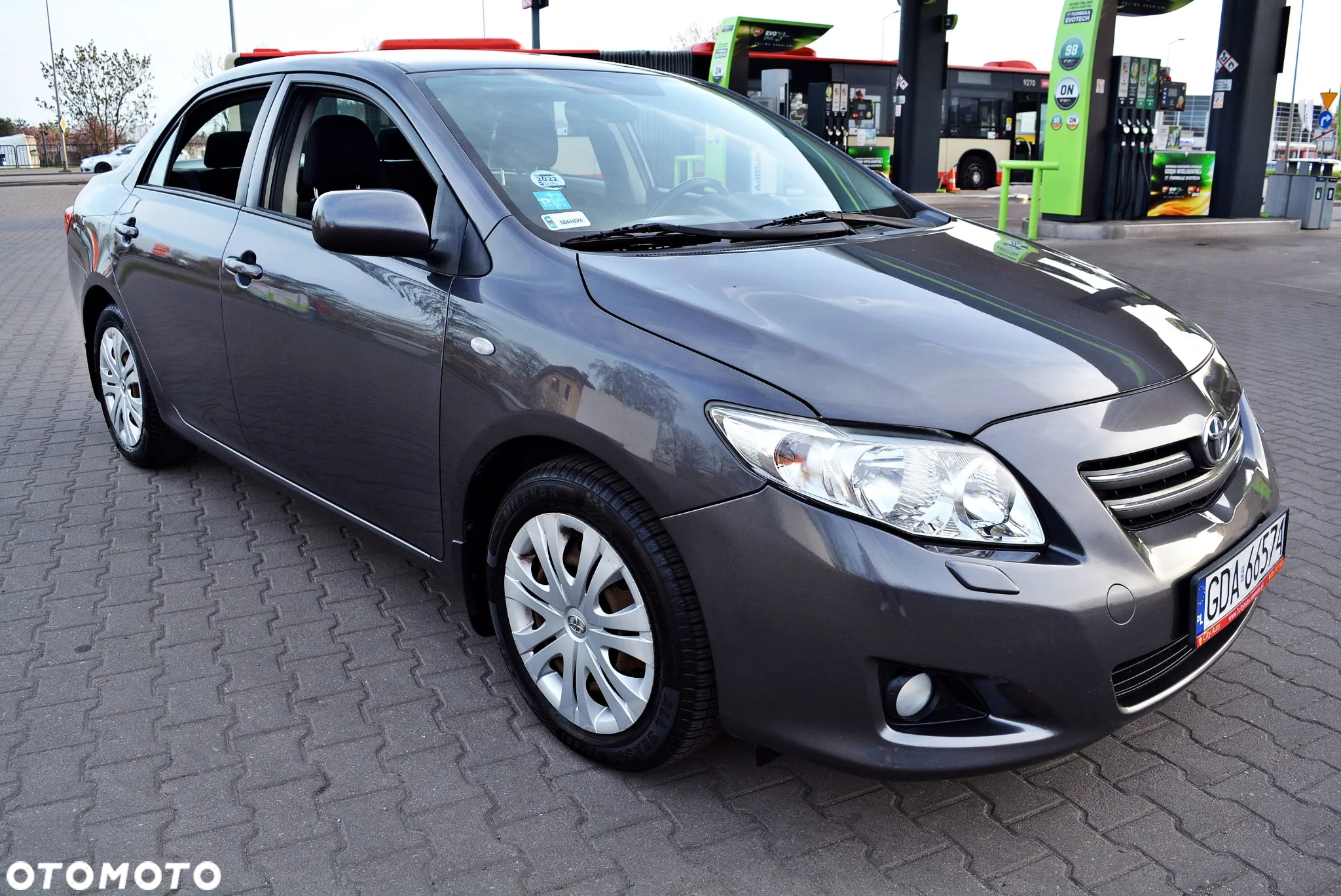 Toyota Corolla 1.6 VVT-i Sol - 12