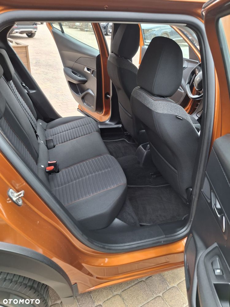 Peugeot 2008 BlueHDi 100 Active - 13