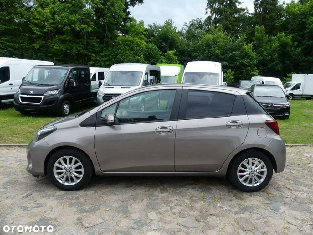 Toyota Yaris - 14