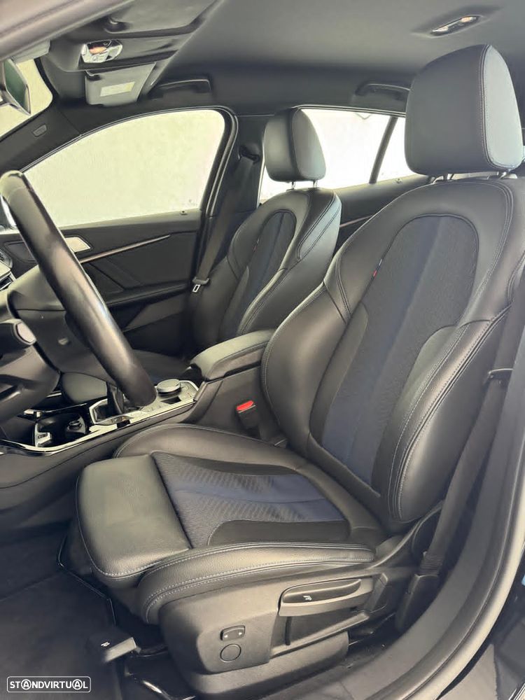 BMW 116 d Pack Desportivo M - 13