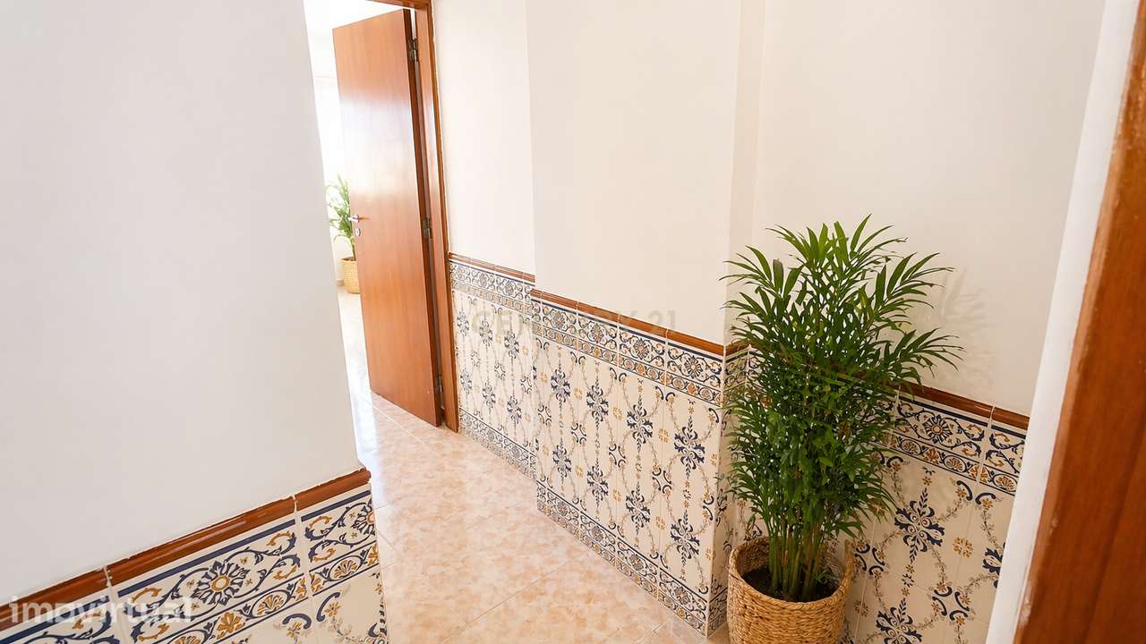 Apartamento T1+1 no centro da Moita com elevador.  +++ RESERVADO +++ - Grande imagem: 5/9