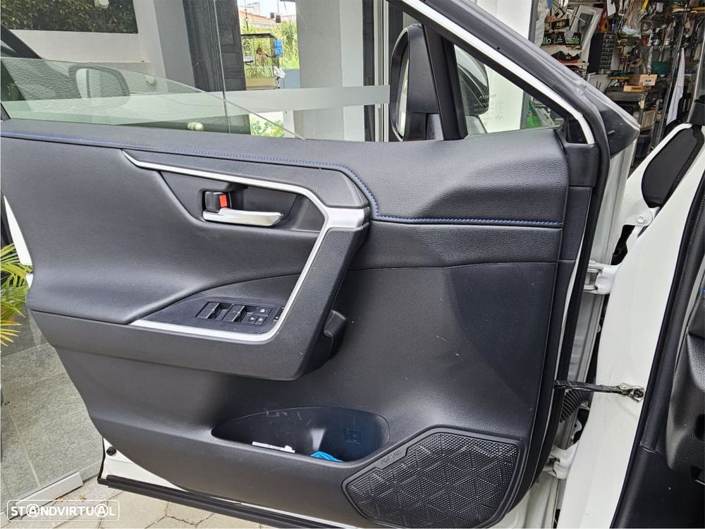 Toyota RAV4 2.5 HDF Square Collection - 12