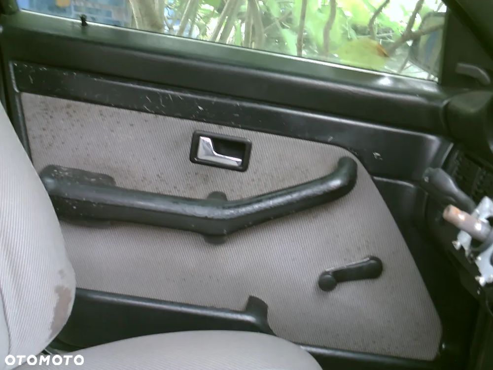 Audi 100 c3 c4 zderzak fotele drzwi klapa lampy kanapa wnetrze boczki kokpit i inne silnik 1,8 oraz 2,3benzyna - 13