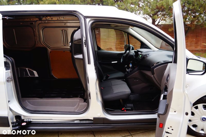 Ford Transit Connect - 34