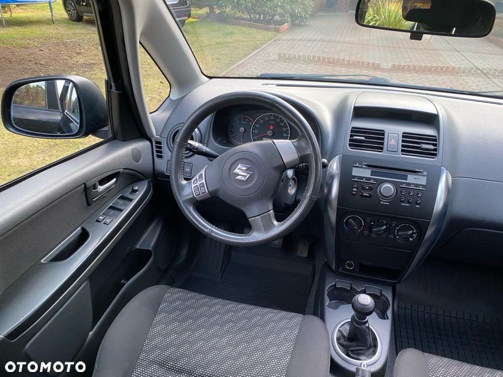 Suzuki SX4 1.6 GS / Premium - 6