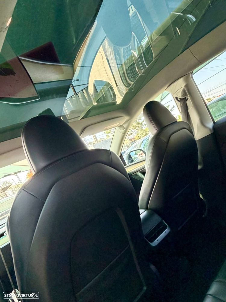 Tesla Model Y Long Range Tração Integral - 9