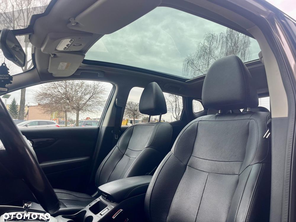 Nissan Qashqai 1.6 dCi Xtronic TEKNA+ - 20