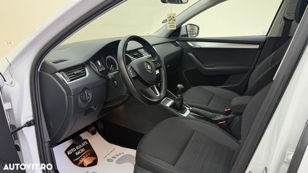 Skoda Octavia - 12