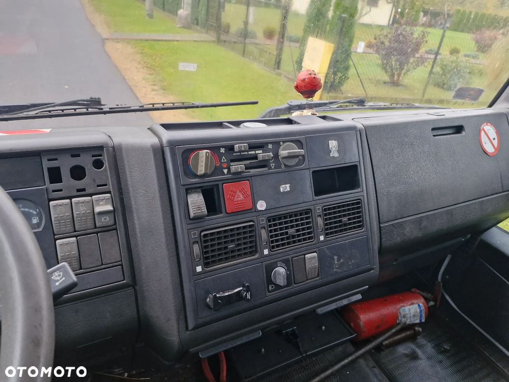 Iveco ML100E - 21