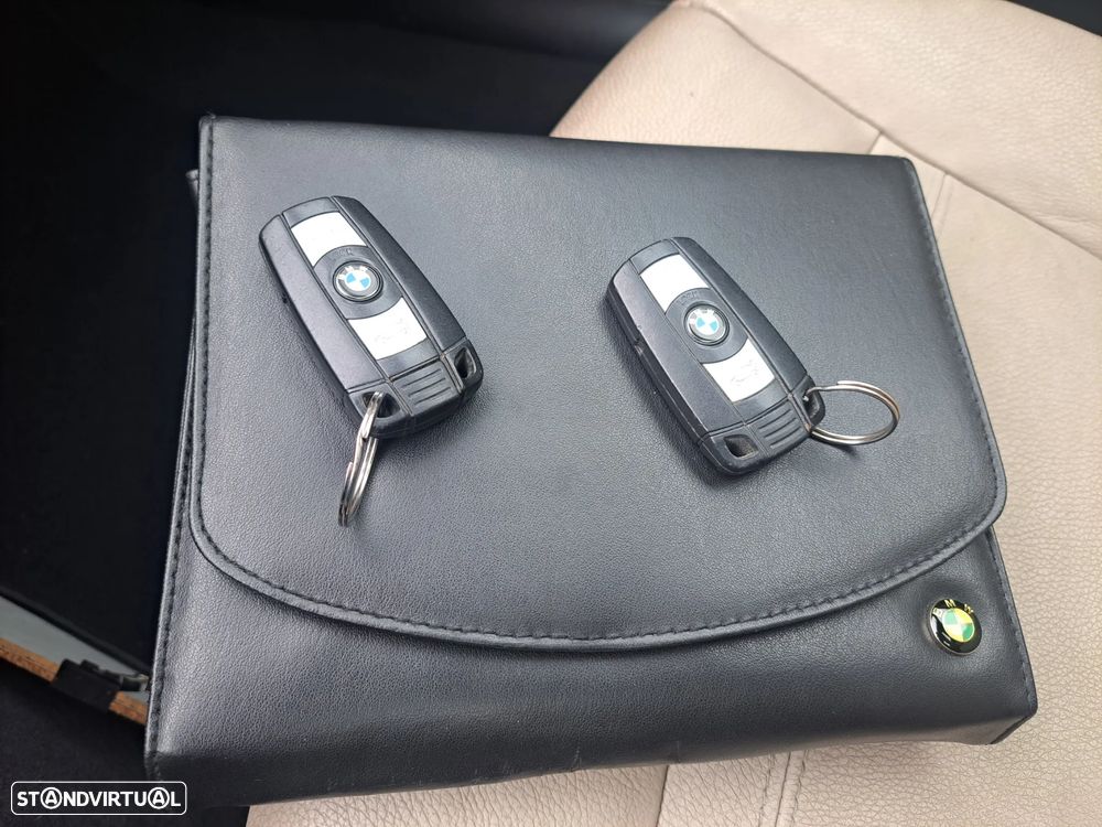 BMW 320 d Aut. Edition Exclusive - 29