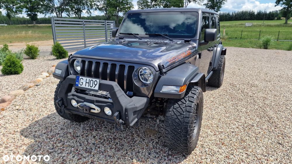 Jeep Wrangler - 2