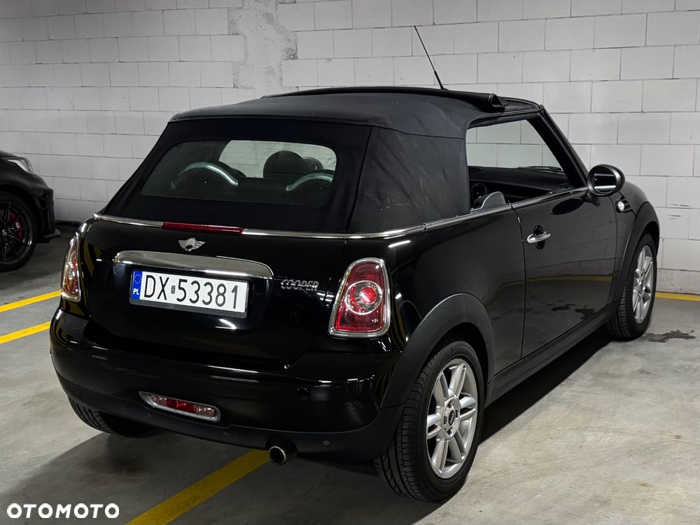 MINI Cooper Cabrio - 16