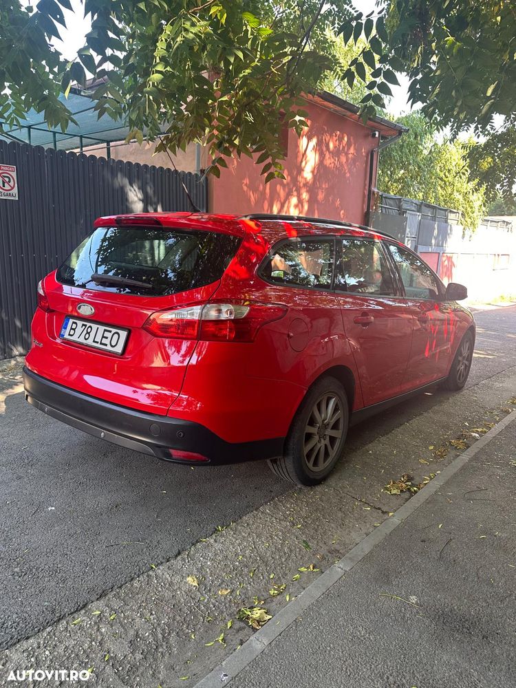 Ford Focus 1.6 TDCI DPF Sport - 3