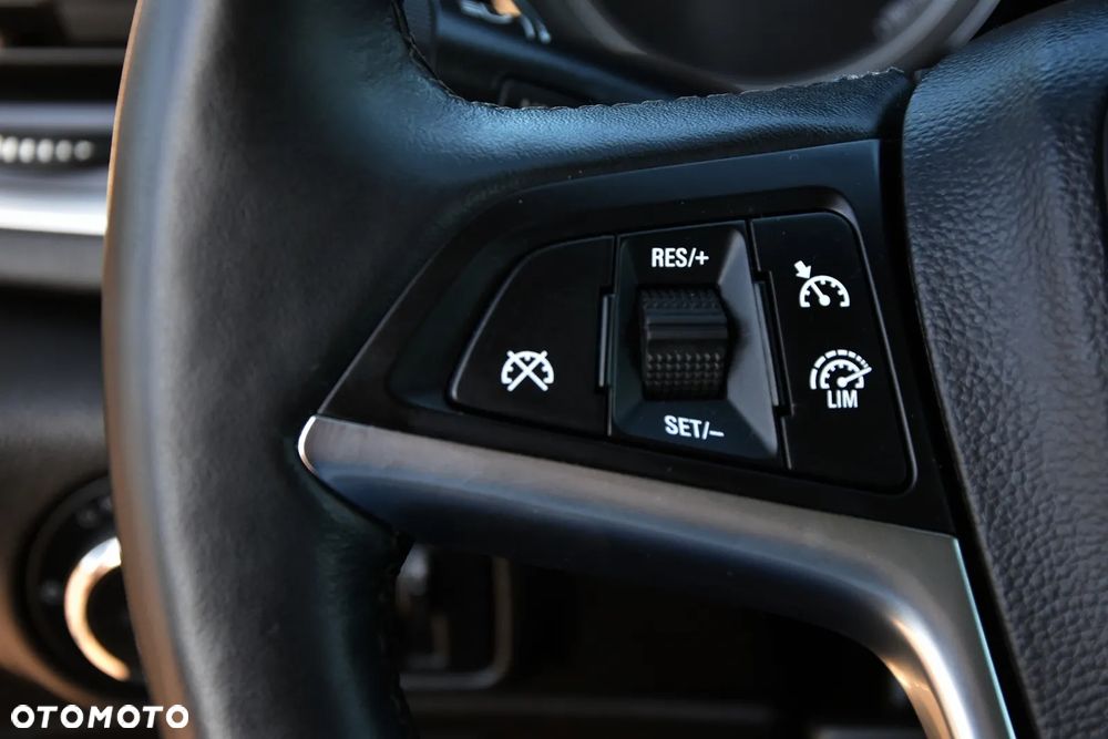 Opel Astra 1.4 T Cosmo EU6 - 20