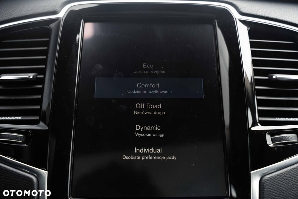 Volvo XC 90 T6 AWD Momentum - 29