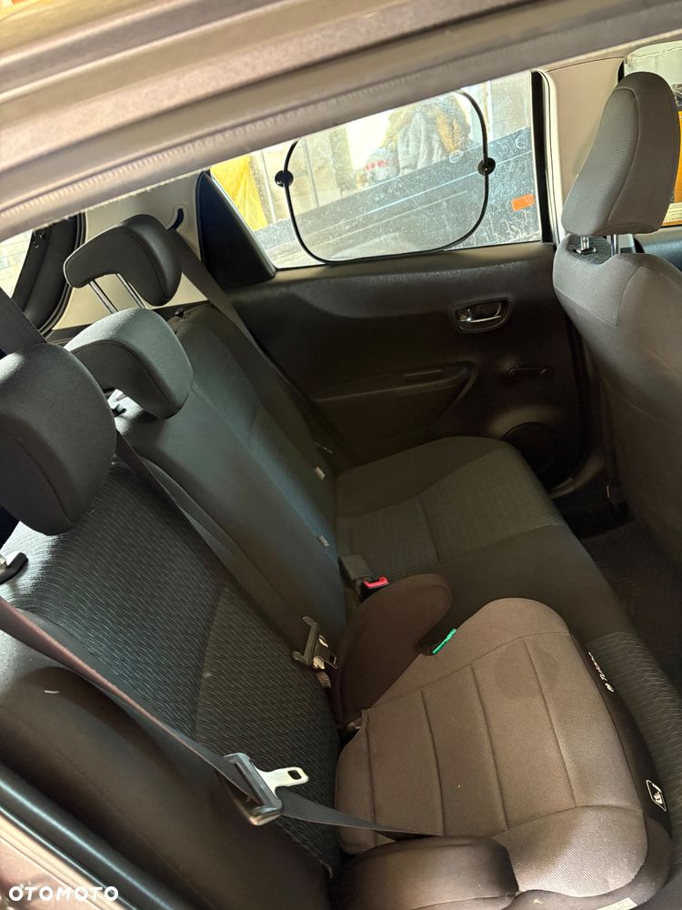 Toyota Yaris 1.4 D-4D Active - 15