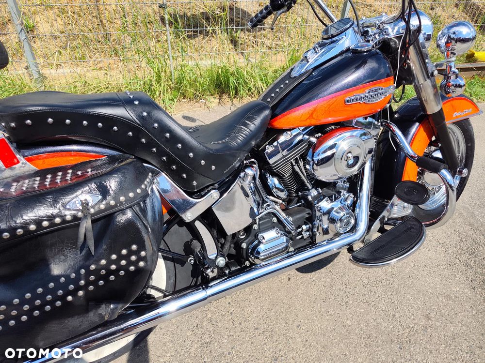Harley-Davidson Softail Heritage Classic - 27