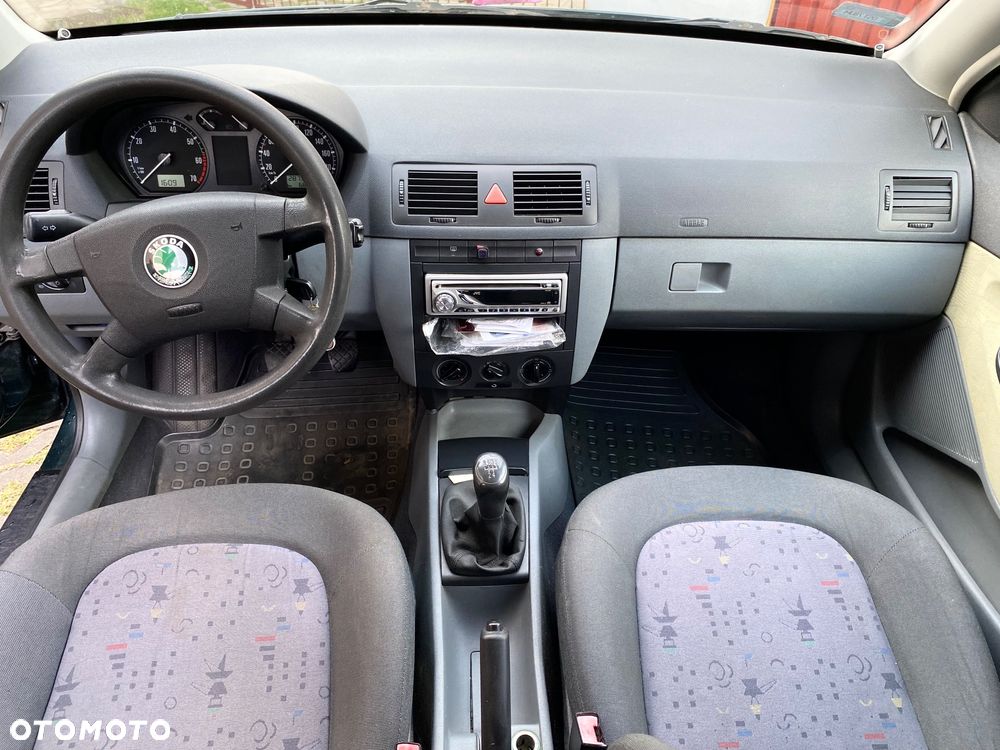 Skoda Fabia 1.4 16V Comfort - 4