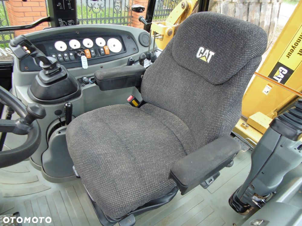 Caterpillar 432D - 16