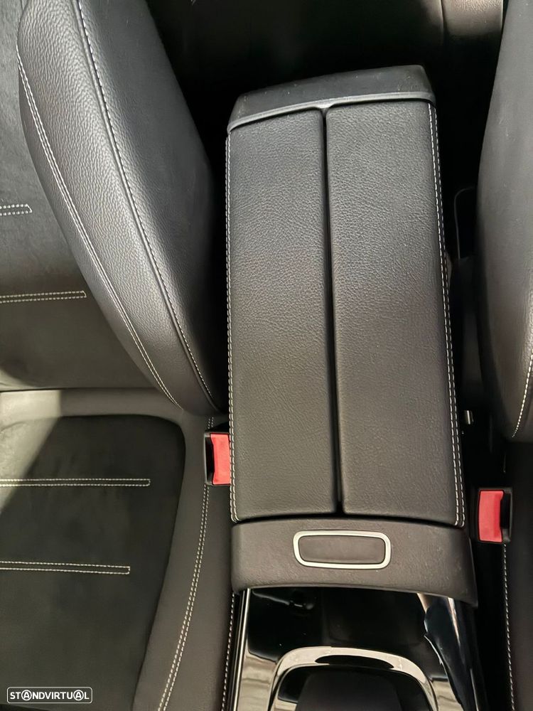 Mercedes-Benz A 250 - 16