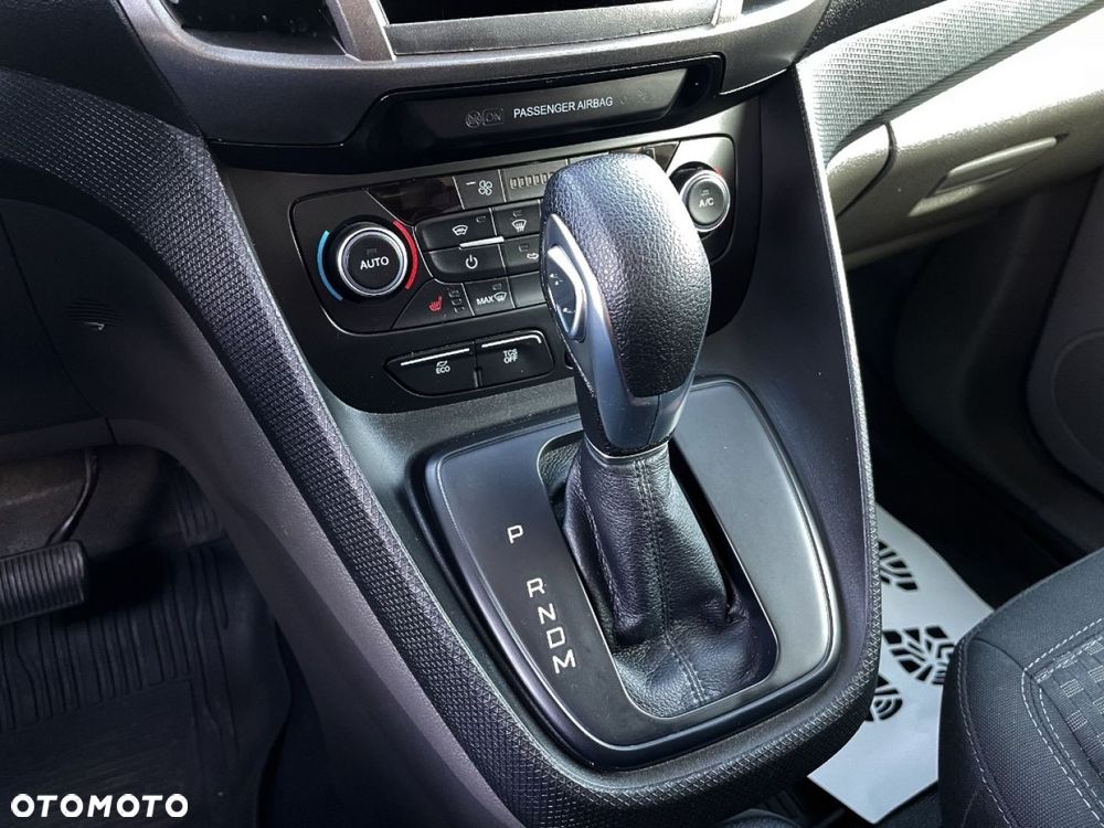 Ford TRANSIT CONNECT - 23