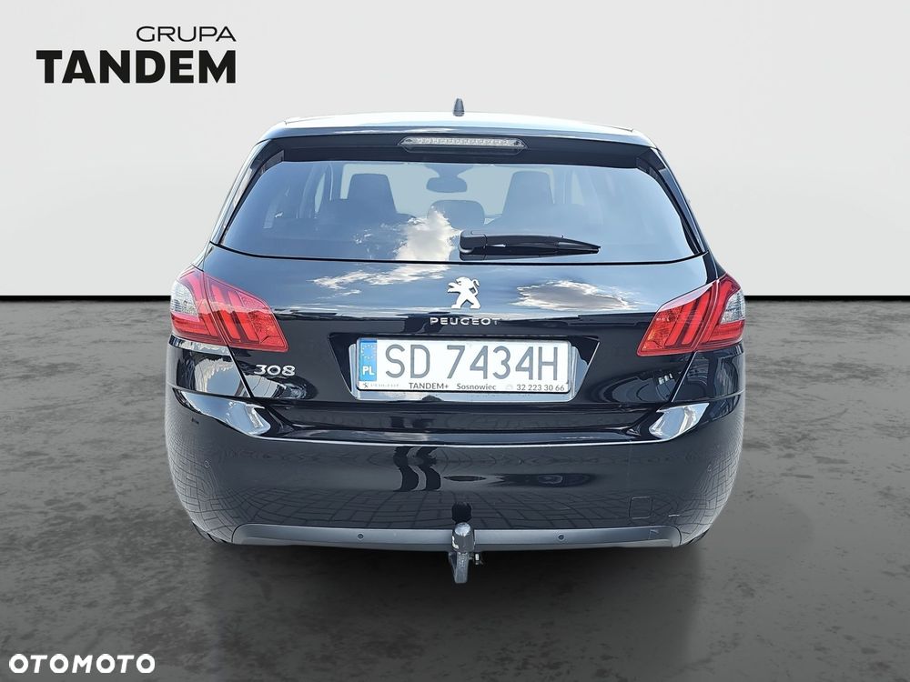 Peugeot 308 - 6