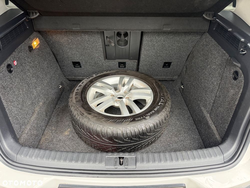 Volkswagen Tiguan - 36