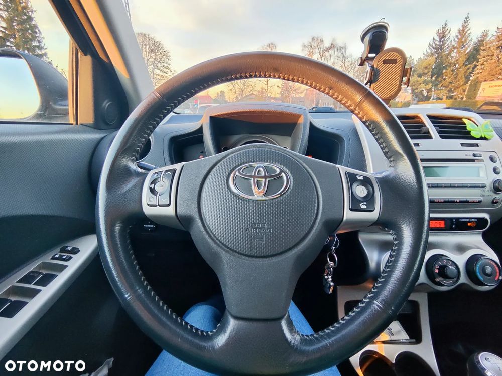 Toyota Urban Cruiser - 4