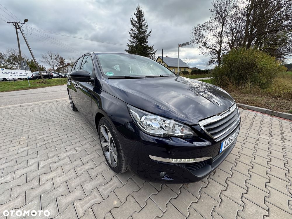 Peugeot 308 SW 1.2 PureTech Allure S&S - 17