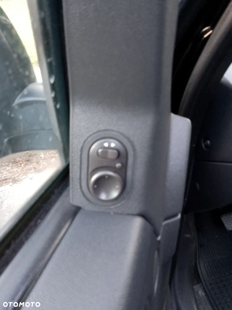 Opel Meriva 1.6 16V INNOVATION - 33