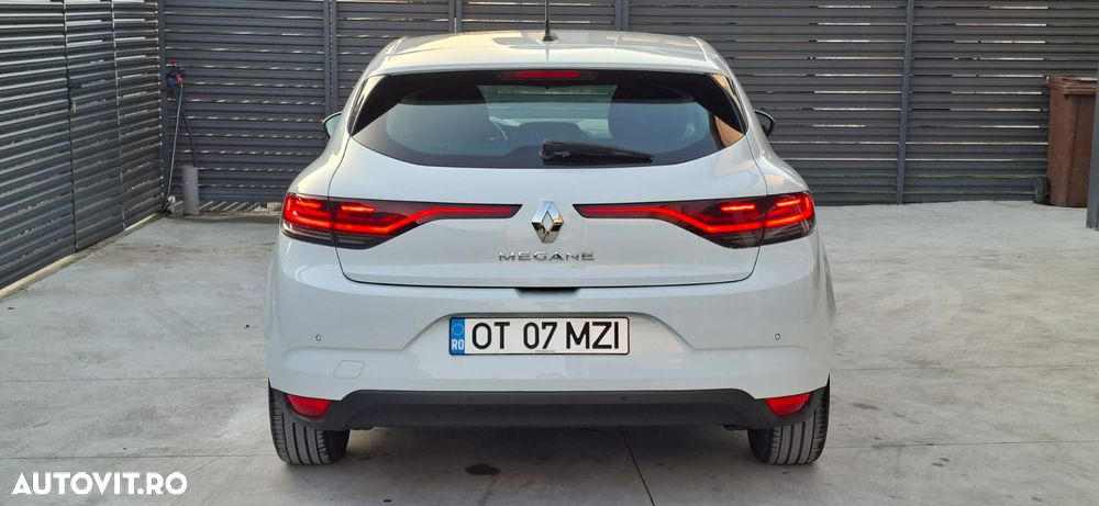 Renault Megane Blue dCi 116 Life - 11