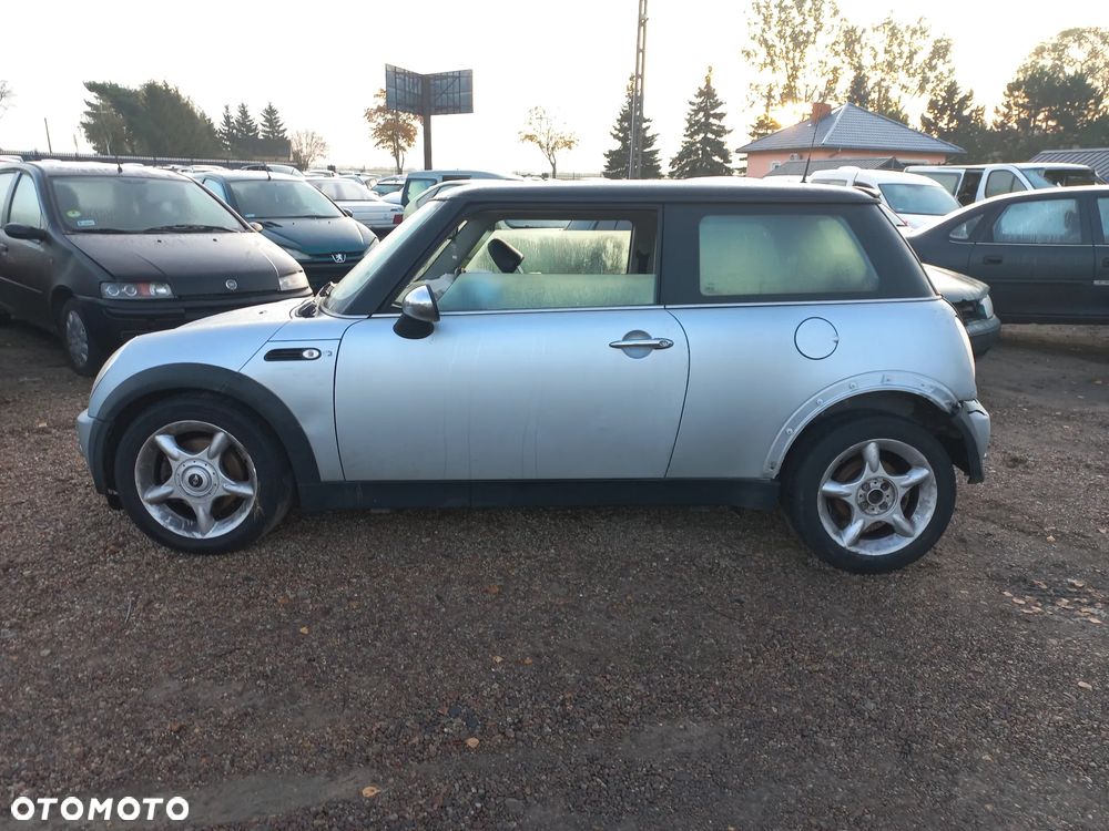 Mini Cooper 1.6 B 02r R50 900/7  wszystkie części - 3