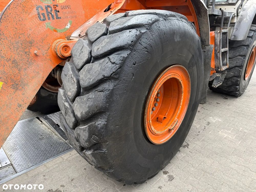 Hitachi ZW310-6 - 25